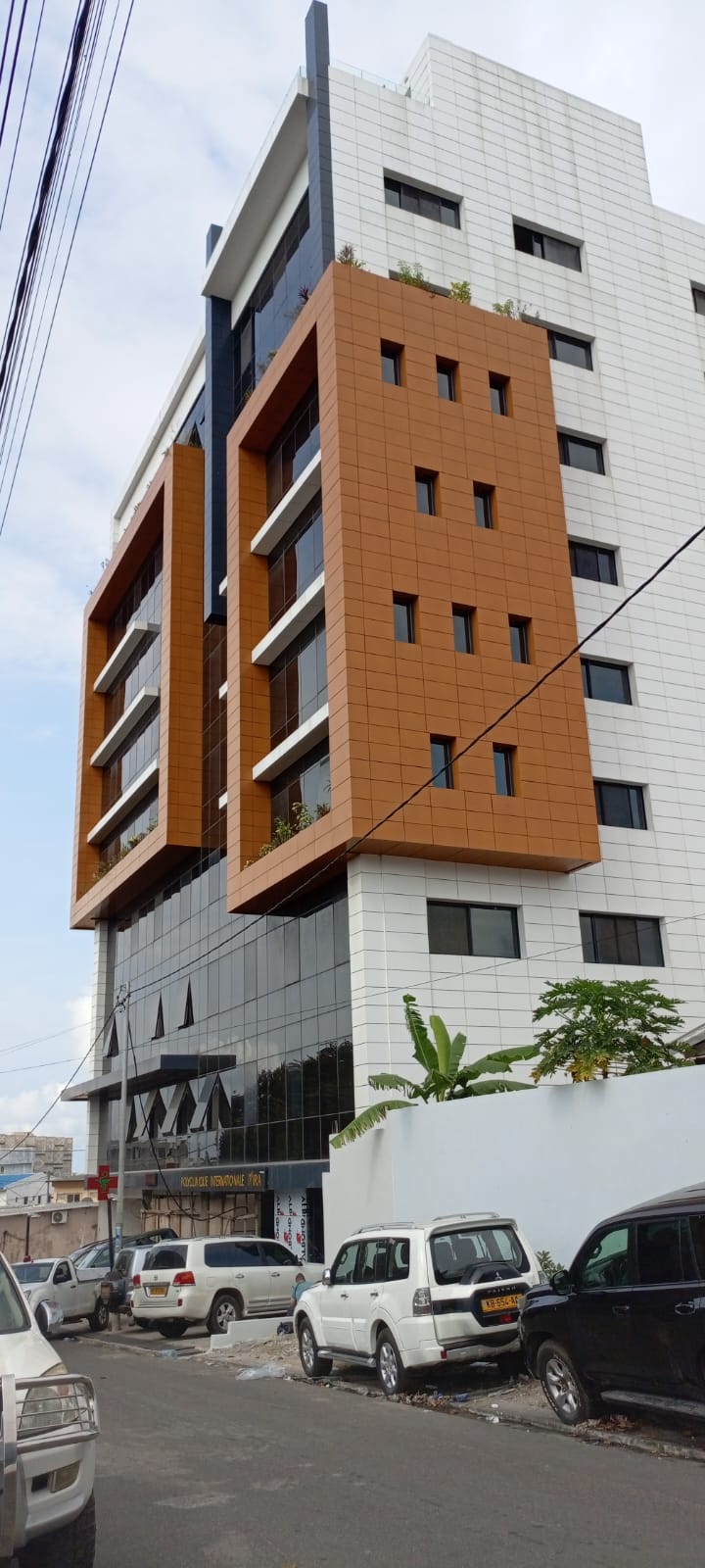 MIRA Polyclinique Building